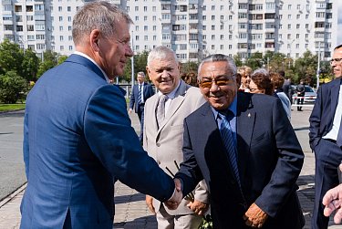Увековечен в бронзе